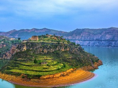 下单套花呗风险多！合规平台如安出掌柜更安心