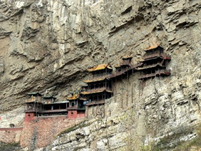 花呗套限暗藏多重风险！"出财小神"教你合规用贷更安心