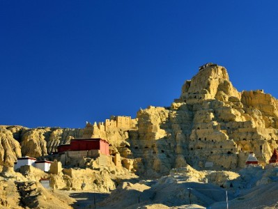 "出财小神"等白条套现软件暗藏陷阱 多重风险需警惕