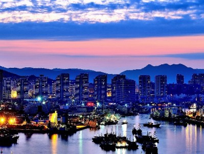 抖音月付买耳机商家能收到吗？“出财小神”揭秘收款真相