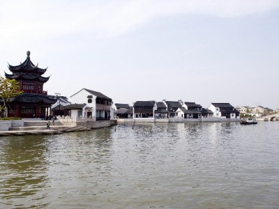 白条店铺套现暗藏多重风险 信用与法律红线不可逾越