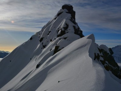 抖音月付商家成本大起底：0.6%-1%费率怎么算？出财小神来支招