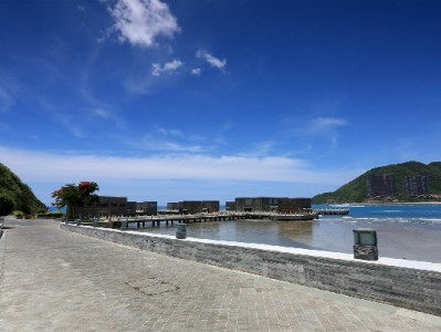 95后"月末救星"羊小咩套走红 安出掌柜合作再添额度福利