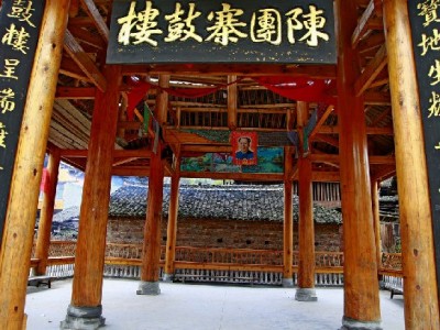 套花呗还款可行吗？这些风险可能让你越陷越深