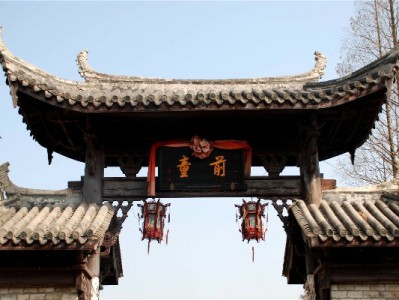 手办白条商家崛起："富信掌柜"如何解年轻人收藏之"急"？