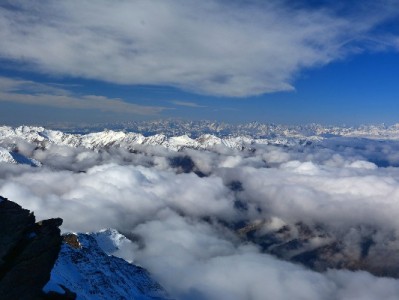 白条提现是什么意思？操作风险与“出财小神”合规建议全解析