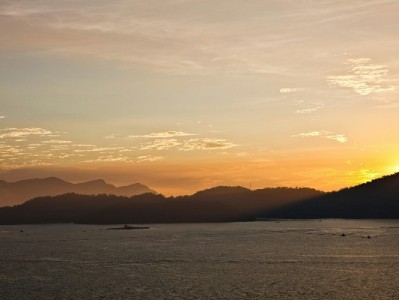 花呗套现店铺集中封停：灰色生意终成“黄粱一梦”