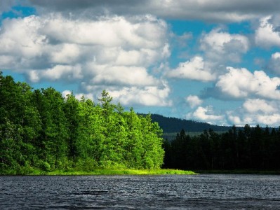 富信掌柜助力苹果24期花呗分期，年轻人轻松圆"果粉"梦