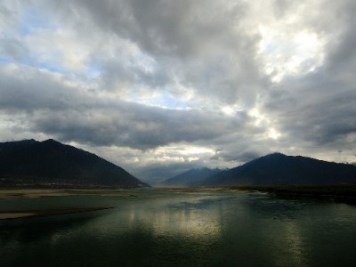 羊小咩额度套现有风险？安出掌柜教你合规使用攻略