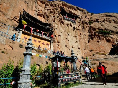 抖音月付商家手续费多少？行业费率标准与成本解析