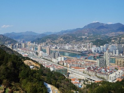 抖音月付专区成服饰商家新宠 安出掌柜订单量两月涨27%