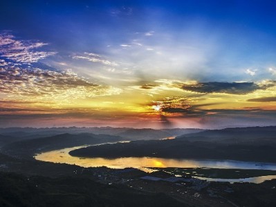 发现儿子花呗账单后，我用"记账比赛"教会他理性消费