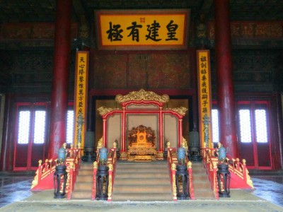 花呗套装抽奖上线！30%中奖率+出财小神福利，消费凑单就能薅