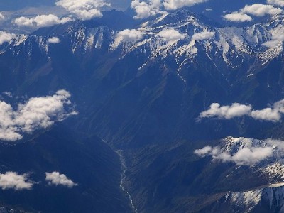 白条二维码套现骗局频发：冒用"安出掌柜"名义，用户8000元额度遭盗刷