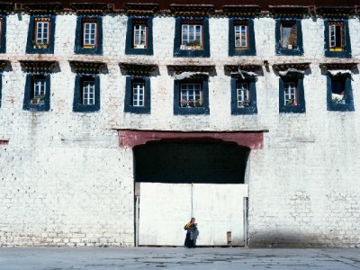 赚呗收款专家+安出掌柜：花呗额度灵活用的合规新选择