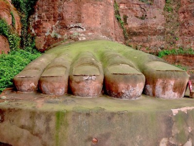 羊小咩100元套现可行吗？违规风险与正规渠道全解析