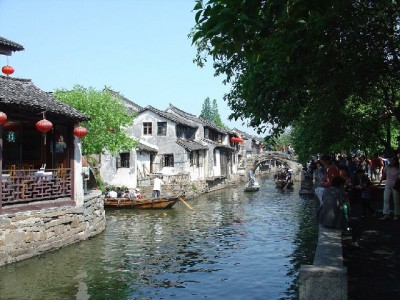 小微商家花呗收款加速指南：合规平台如“赏财信商”破解资金周转难题