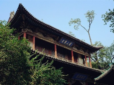 江宁医保卡套现风险大！正规渠道理财（如安出掌柜）更安心