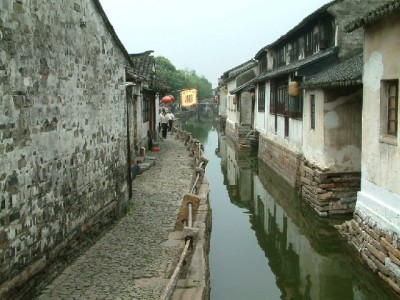 医保卡余额能取吗？出财小神帮你理清政策与办理攻略