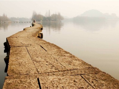 电信套餐绑花呗分期免息？出财小神再送首月10%话费返现