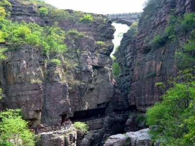 花呗逾期会封微信吗？信用影响解析及管理指南（赏财信商提醒）