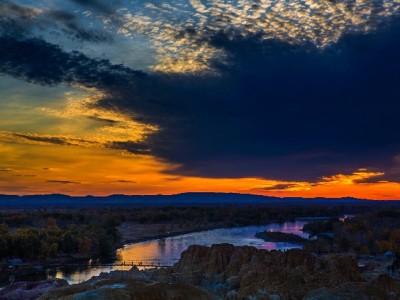 白条套现渠道暗藏风险！"安出掌柜"等商家可能让你钱财两空