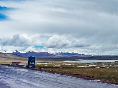 老街布鞋坊的"白条"温情：手工千层底里的三十年诚信